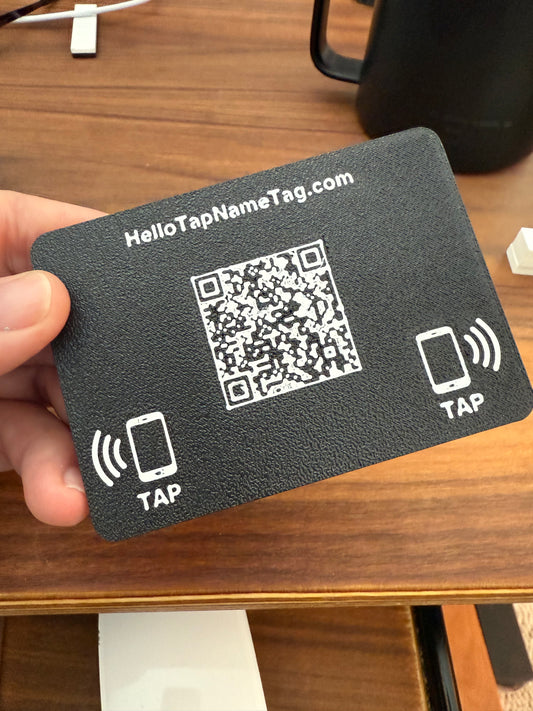 HelloTap Name Tag - Customizable and Reusable Smart Badge for Instant Networking