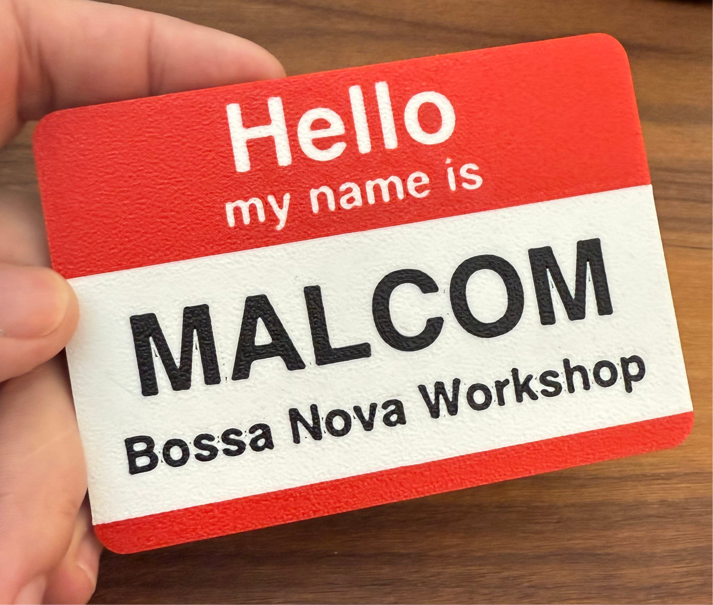 HelloTap Name Tag - Customizable and Reusable Smart Badge for Instant Networking