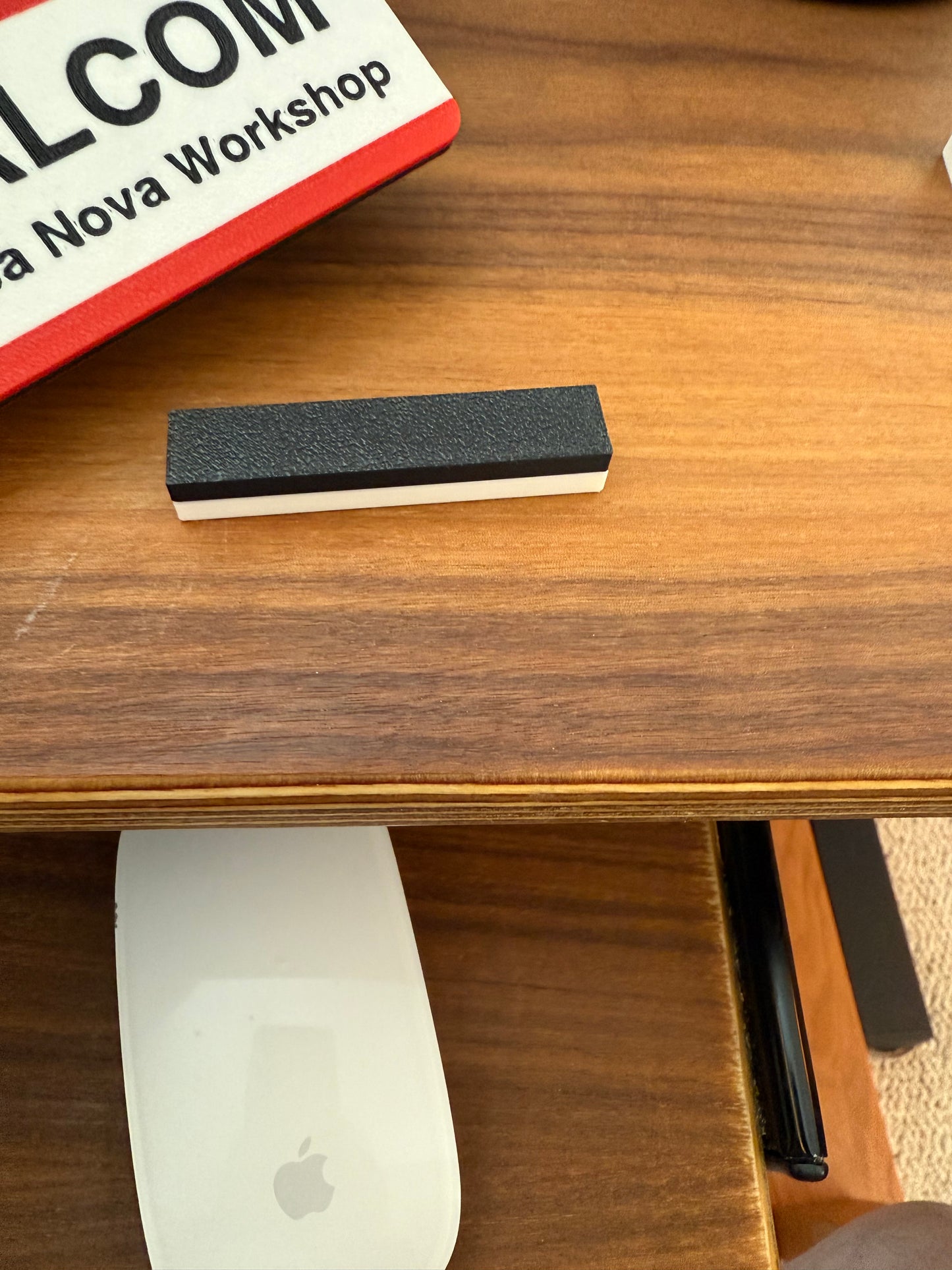 HelloTap Name Tag - Customizable and Reusable Smart Badge for Instant Networking