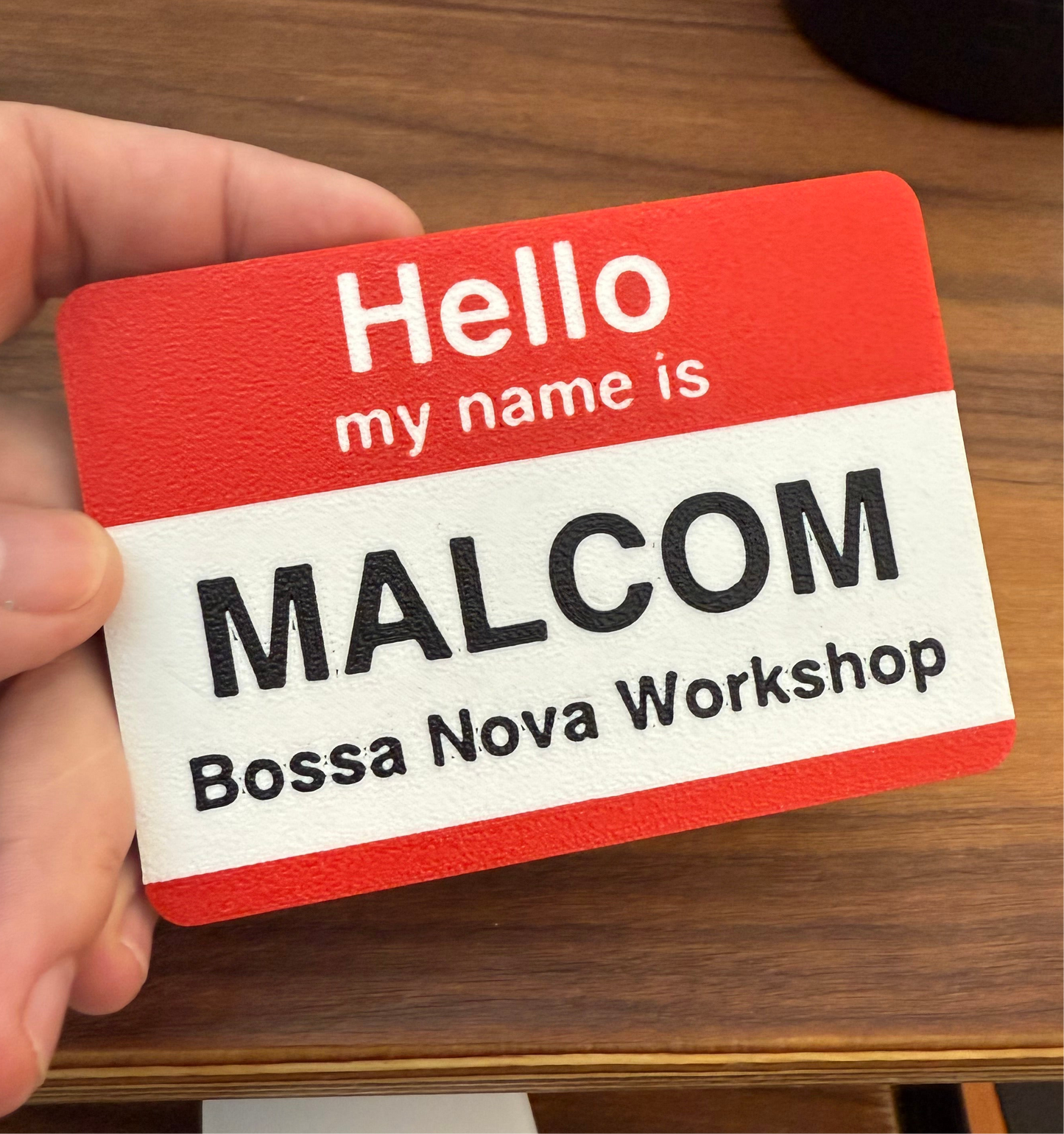 HelloTap Name Tag - Customizable and Reusable Smart Badge for Instant Networking